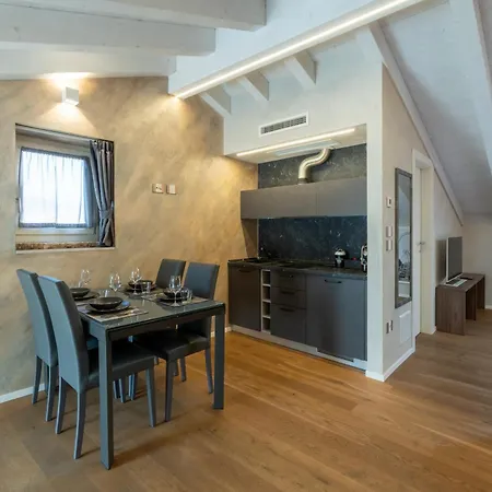 Loft Roby *